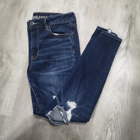 2 / $30.00 - American Eagle Outfitters Super Stretch Distressed Ladies Jeans - Picture 4 of 15